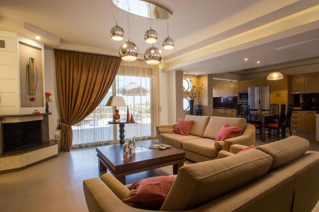 Des & Coo Luxury Villa With Private Pool Faliraki Exterior photo