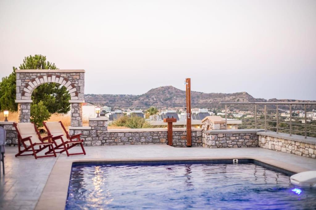 Des & Coo Luxury Villa With Private Pool Faliraki Exterior photo