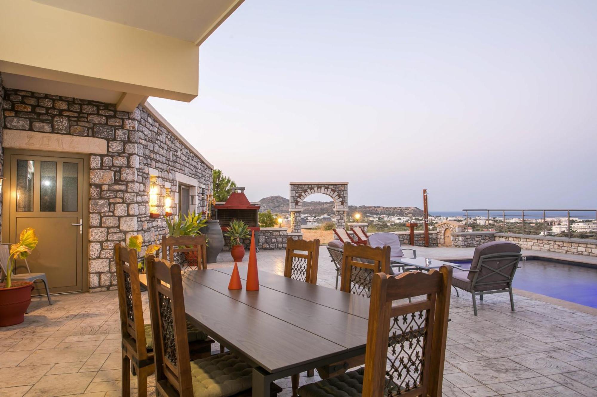 Des & Coo Luxury Villa With Private Pool Faliraki Exterior photo