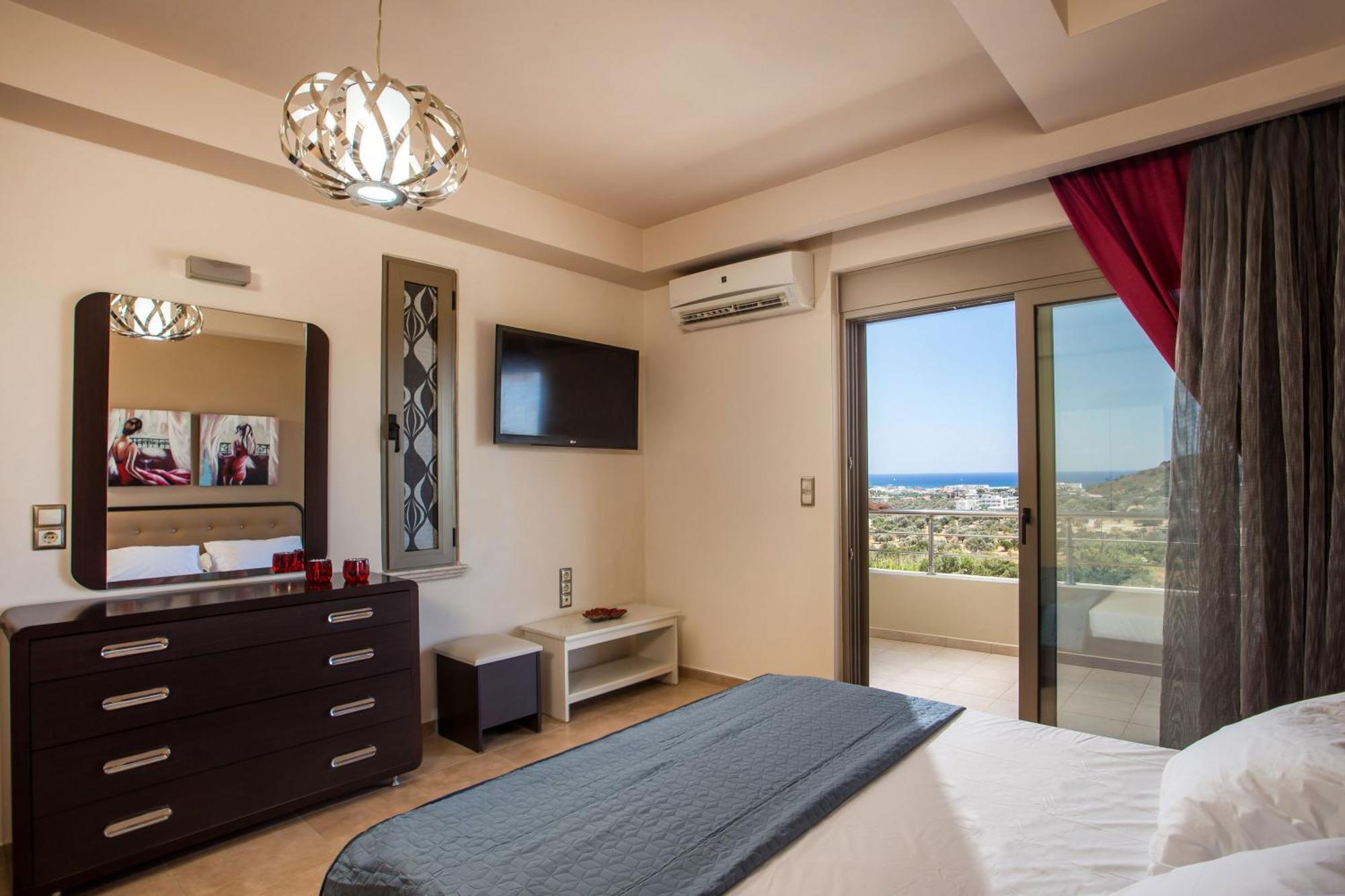 Des & Coo Luxury Villa With Private Pool Faliraki Exterior photo